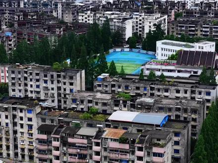 四川江油武都三线建设红色小镇,留下了多少三线建设者的青春记忆? #绵阳#江油#三线建设#三线记忆 #航拍四川