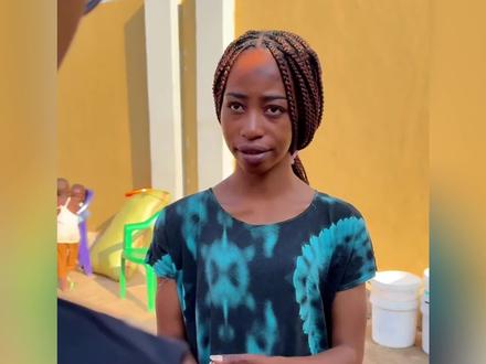 菲利斯带姐姐拉乌回非洲,疑似被举报签证有问题,五年内不得回国