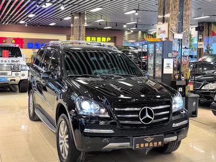 大家好,我是正奇小强。最新到店13年奔驰GL450,豪华特别版,个人一手,全车原版,全程4S店保养,全款10.8!#奔驰 #奔驰gl450 #suv #二手车 #抖音汽车