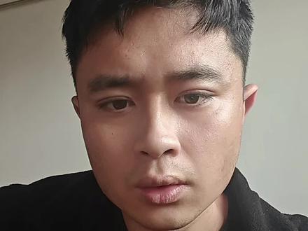 以上仅个人分析待验证,不构成投资建议!目前黄金波动很大,大家还是要保持理性,正视风险!
#黄金 #积存金 #投资需谨慎