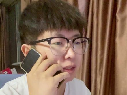 老虎:我不护食,不信你试试~
猫护食怎么办?
#新手养猫 #科学养宠攻略 #猫护食