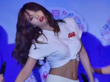 #泫雅 性感马儿谁看了不迷糊🥵