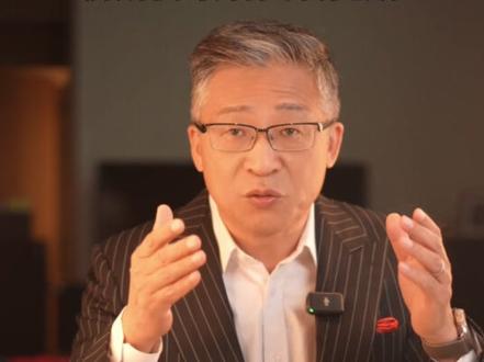 绝壁上的人生,拆解勇敢者艾利克斯 #徒手攀岩 #艾利克斯·霍诺德 #人物 #台北101