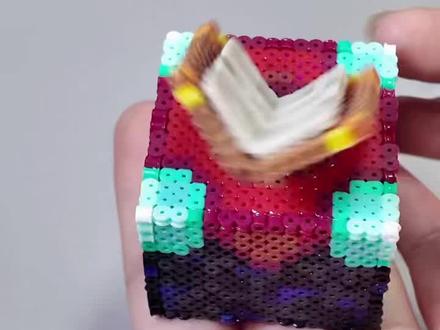 今天用拼豆做一个书会转的附魔台和用打火石一碰就发光的TNT 图纸:小优,卡皮巴拉大王拼豆版
#我的世界 #拼豆#MC #拼豆豆 #拼豆日常