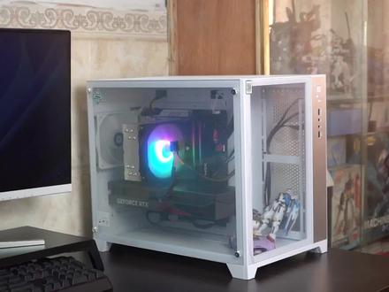 谁说百元价位的显示器没有好东西的?,大家介绍一下科睿X41,24寸+165Hz+HDR+旋转支架,满足了打游戏爱好者来说的一切要求,对于学生党来说也是一个非常不错的选择。