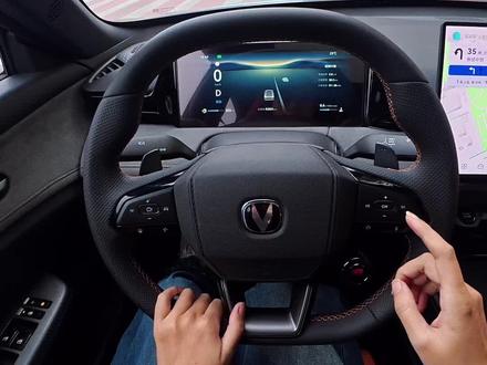 新款univ怎么使用自动驻车#第三代univ