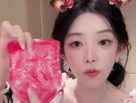 ally巨爱用的刷酶搓澡巾终于补货了!炎热的夏天拒绝给身体 做加法,七合一刷酶搓澡巾用起来 #ally #刷酶 #洗护好物 #好物推荐 #人间水蜜桃
