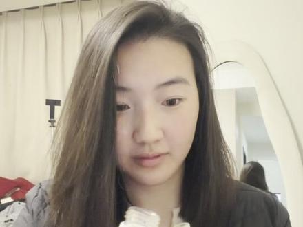 老天奶我扛住了从除夕熬到初四再洗头。#头油 #洗头 #头痒 #细软塌 #油性发质