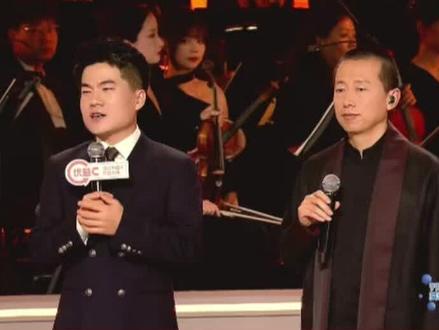 陕北民歌的词,从心头起,到舌尖止,余味全在不言中。 #董宇辉 #陕北民歌 #2026新年快乐 (编辑:叶婷婷)