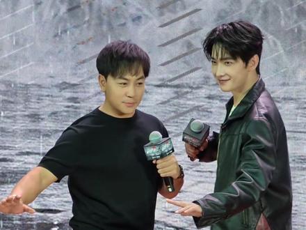 两位展昭同台啦~杨洋好帅 #杨洋 #释小龙 #雨霖铃