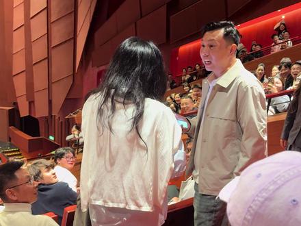 二狗脱口秀叶师傅限时返场
这场来对啦!刚巧叶师傅来我这个区两次哈哈哈哈
他真的太好玩了
#一支麦小剧场 #一支麦二狗脱口秀 #二狗脱口秀
@一支麦二狗脱口秀 @一支麦小剧场@房屋美容师叶师傅