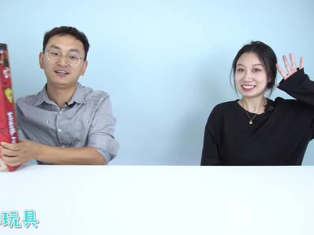 愤怒的小鸟VS捣蛋猪 小志和橘子谁能获胜呢?愤怒的小鸟弹射玩具