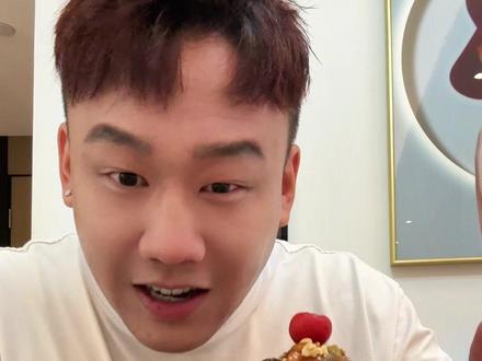 冰糖葫芦正式进入大瑜伽裤时代 #精神状态良好