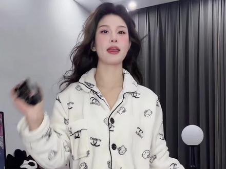 纠结好久还是发吧哈哈哈 #颜料变装 #变装 #手搓颜料转场