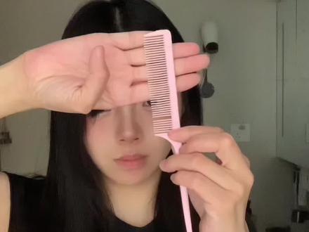 剪刘海教程❗️八字刘海法式刘海!随意切换✅
#自己剪刘海 #剪刘海 #八字刘海怎么剪好看 #法式刘海 #教程