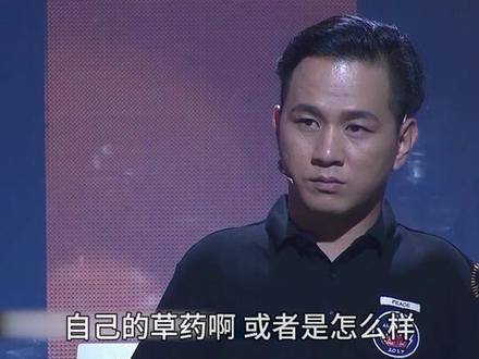 4岁触电失去双臂,母亲鼓励儿子用脚画画,如今一幅作品2w#励志 #母亲 #正能量 @谢谢你来了-超级播