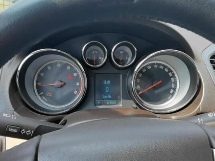 汽车加油不走道,间歇性顿挫,故障灯长亮#汽车维修 @抖音小助手