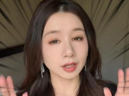 李老头直播间618隐藏优惠汇总 赶在预售前给大家收集出来
李佳琦直播间优惠汇总
看完省钱!快来抄作业吧#618 #李佳琦推荐 #618行家划重点 #大促来袭