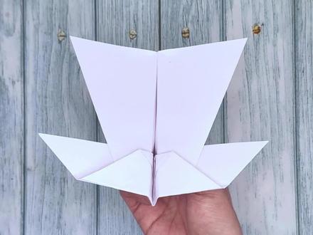 燕子回旋纸飞机折叠教程,轻松实现返回,小白轻松学会 #折纸教程 #回旋纸飞机 #纸飞机 #折纸玩具 #手工制作