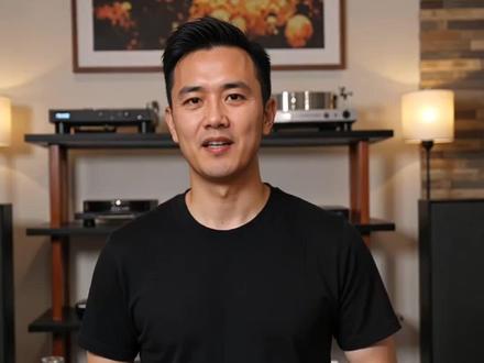 不少用户在使用DSP9900效果器搭配无线话筒时,会遇到“突然没声音”的情况。一位客户就遇到了类似问题,设备连接和对频都正常,但怎么唱都没有声音。通过远程查看后发现,问题并不在效果器或话筒本身,而是话筒主机音量被不小心调得过低。我们指导客户重新调整话筒音量,并检查效果器内的话筒通道电平,声音立刻恢复正常。
其实,大多数无声问题都源于音量或基础设置,按顺序排查往往就能解决。麦乐迪不仅注重音质本身,也同样重视使用过程中的专业指导。如果您也希望系统稳定、好用又省心,麦乐迪值得您的信赖!
#效果器 #家庭KTV音响 #K歌音响 #调音台 #防啸叫