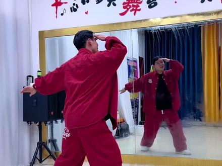 火爆的打铁舞教程来了,学起!#破界 #曳步舞 #背面教程 #高尚分解 @高尚~鹰潭志存高远曳舞团掌门 @高尚曳舞小号