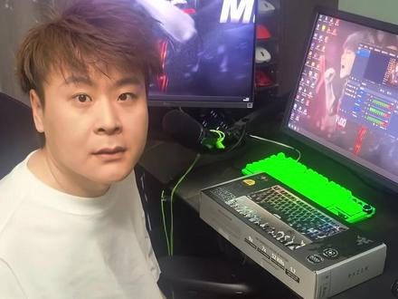 用上niko同款全套雷蛇外设打cs#NiKo #雷蛇#蝰蛇v4pro #captainmo