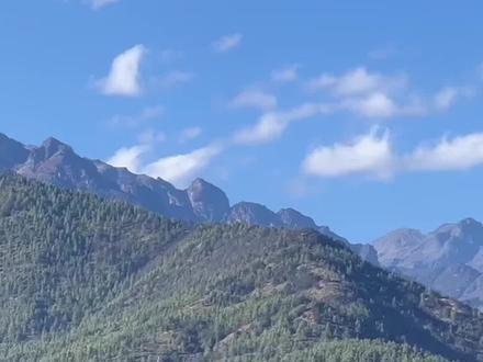 机场实拍飞机起降的过程!机长这技术,百万年薪都难请