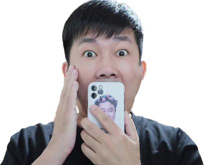 为啥苹果iPhone拍视频,忽明忽暗,忽蓝忽红?怎么解决
一句话:
锁定曝光,解决忽明忽暗
锁定白平衡,解决忽蓝忽红。
你学“废”了吗?
#iphone #苹果原相机 #苹果 #苹果手机 #手机摄影