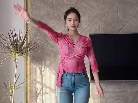 毛巾哥是谁啊?为什么你们都提他#牛仔裤 #飞机摇