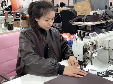 姐妹们这是我剪好的视频,没想到这是我最后一天上班,见怪不怪哈 目前已辞职,原因是小江不想让我上班,个人原因跟其他人没关系。理解万岁吧。 #vlog日常