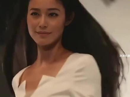 "45岁于娜退圈十年后重启人生,从超模变超重,到底发生了什么?#于娜 #励志人物故事 #拿什么拯救你我的爱人 #女演员 #21天重养自己