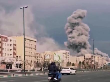 300套伊朗防空导弹遭摧毁,原来最大内奸:就是德黑兰交通摄像头#时代的荣耀 #全球创作者计划 #零基础看懂全球 #春节世界观察