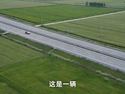 戴着降噪耳机坐敞篷,能听得清声音吗? 索尼降噪豆6实测! 这是索尼最新的 WF-1000XM6,时隔三年,它终于来了。
我们做了非常丰富的降噪测试,全面的音质对比,还有真实的使用、佩戴感受。一期视频全部告诉你:降噪豆 6 有什么新东西,能不能延续1000X系列的好口碑?以及前几代的用户要不要升级,值不值得买?#索尼WF1000XM6 #索尼降噪豆6 #索尼耳机 #耳机 #降噪