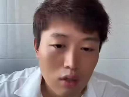 成意回应说父母干涉太多