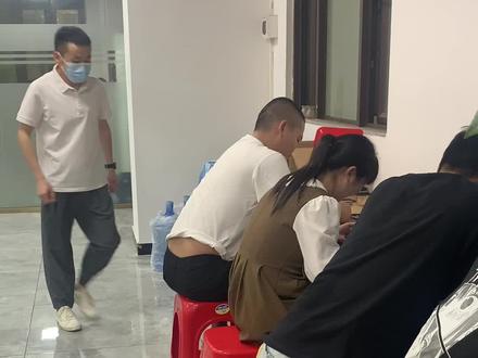 工厂组长刁难员工。#工厂招聘淼哥