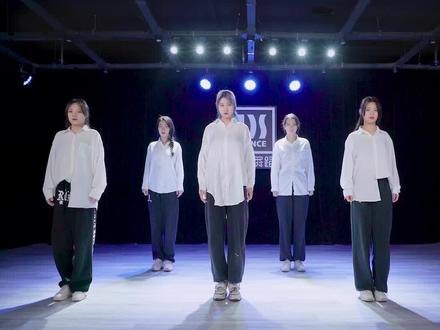 还是国风🐮~#原创编舞 #精卫 #国风少年 #古风舞蹈