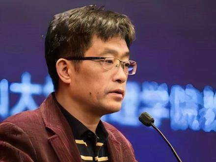 市场震荡探底回升,聚餐后有何新机会? #李孔岳#票市#经济