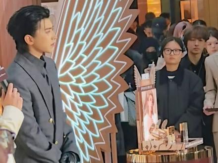 蔡徐坤CT线下活动,我的视角全程#蔡徐坤#蔡徐坤线下 #蔡徐坤上海 #恒隆广场
