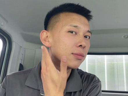 家银们 我帅吗?#养人