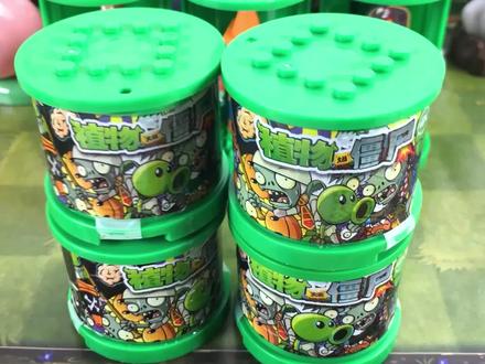 植物大战僵尸盲蛋:又拆出来了两个僵尸组装完后感觉好可爱!