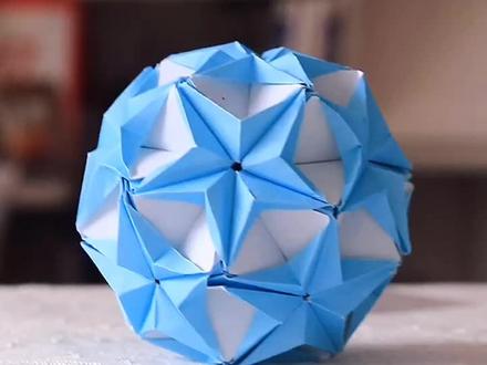 #好运锦鲤送红包 折个简单漂亮的五角星花球,快叫你的憨憨给你折一个#手工 #折纸