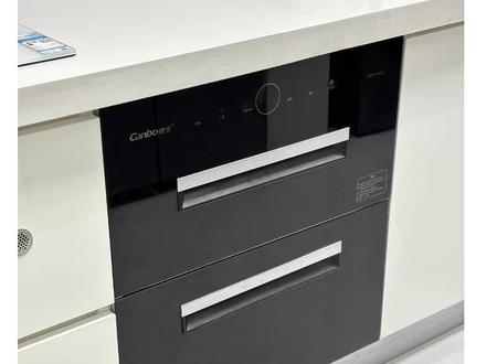 嵌入式的消毒柜,不仅颜值高、省空间的同时,用得也很安心,完全不用担心碗筷潮湿发霉的问题#消毒柜#康宝磐石消毒柜#康宝消毒柜#康宝#嵌入式消毒柜