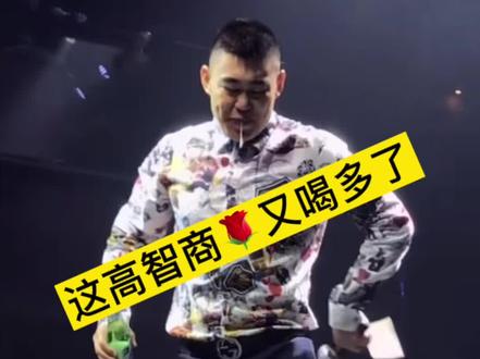 晟哲真会开玩笑##西部酒城#西部视频#晟哲#舞曲dj #经典老歌#搞笑视频#车载嗨曲