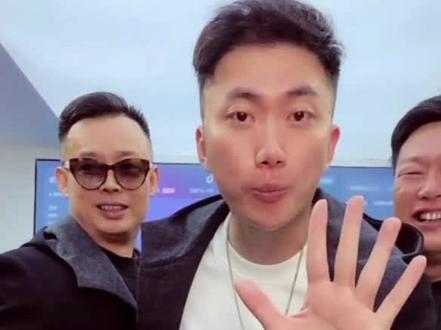 炮哥!康康!太子岁!奈斯王!老廖!合拍所有的成员你们的努力!你们的辛苦炮家军们一起守护!一起陪伴!你们的成功!你们的辉煌!我们一起见证!一起欢呼!#人气爆棚 @中山戈雅—张大炮 @波特邦威原创服饰 @太子岁 @奈斯王男装 @老廖