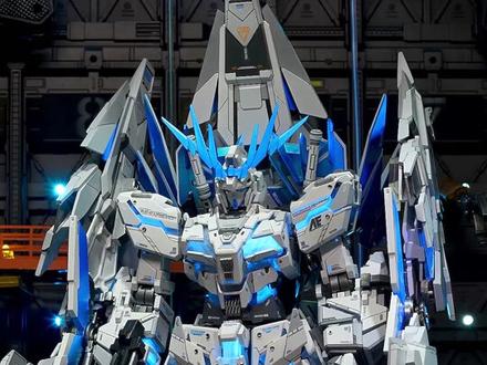 超清竖版的来了,细节拉满,完美三盾,期待MGEX二号机早点发售#高达模型 #视觉震撼 #独角兽变身