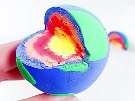 自制小地球,切开看一看❤️这是一期科普手工,有兴趣可以查询下资料哟。