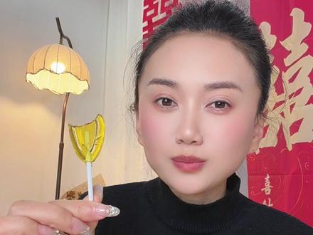 与其让孩子崩溃戒断糖果,不如给他换成这种果汁软棒糖!QQ弹弹孩子喜欢吃!还没有那么甜!#糖果 #蹦乐乐 #好吃的零食