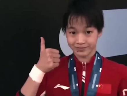 加拿大站决赛夺冠,无懈可击为冠军而生,恭喜全红婵重回宝座 #蒙特利尔决赛 #全红婵决赛三跳满分历史首次 #冠军