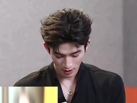 #王星越想让白鹿当自己的手势舞老师 白鹿教的 #王星越 #白鹿 #唐宫奇案 #唐宫奇案之青雾风鸣