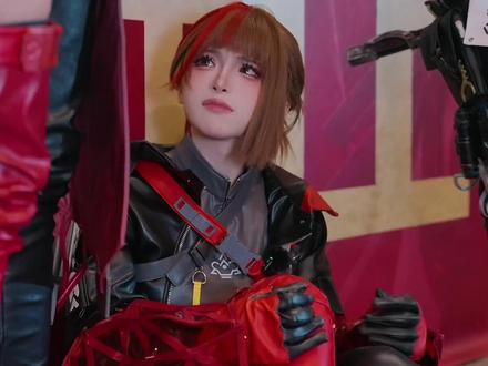 今天又用颜值做了件好事 #兔娘 #coke老师的痞系cos #使命召唤手游
#马上开使究发财
#青岛使命嘉年华究等你来